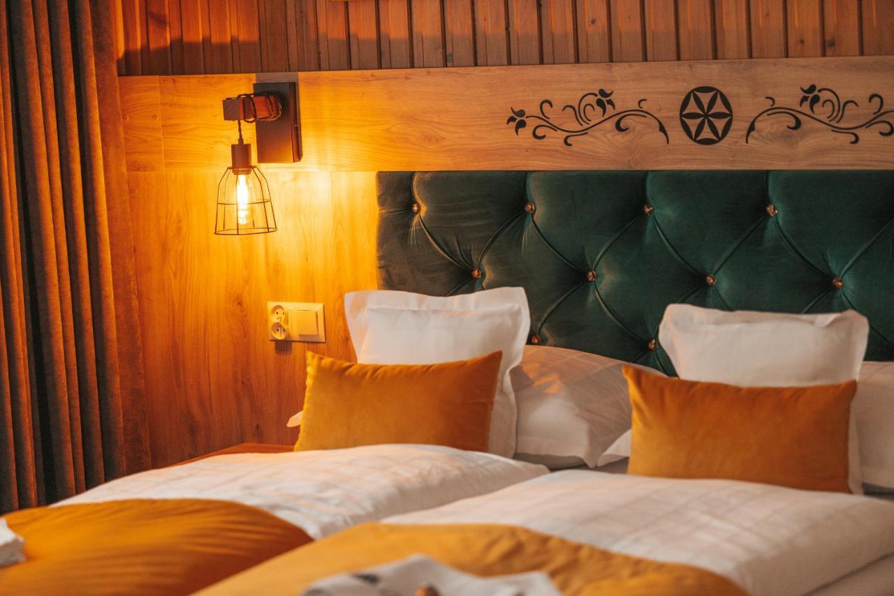 Apartamenty Grand Tatry - Sauna I Jacuzzi Wliczone W Cene Pobytu - 10 Minut Pieszo Od Term Bania بيالكا تاترزانسكا المظهر الخارجي الصورة