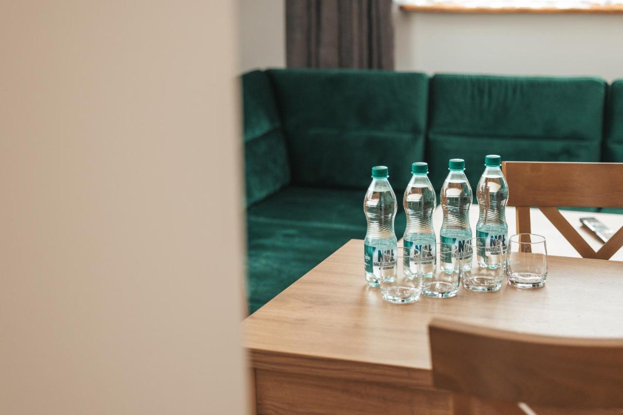 Apartamenty Grand Tatry - Sauna I Jacuzzi Wliczone W Cene Pobytu - 10 Minut Pieszo Od Term Bania بيالكا تاترزانسكا المظهر الخارجي الصورة