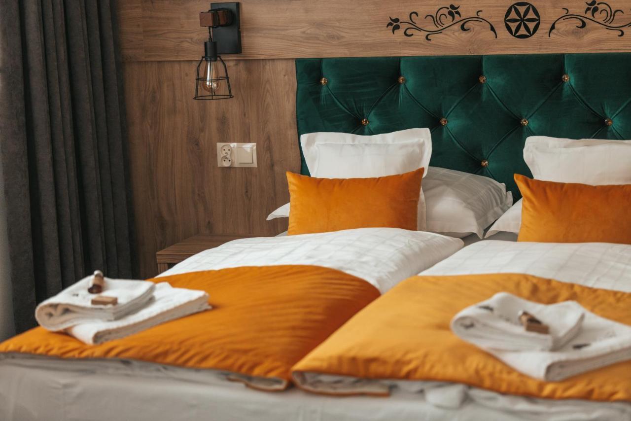 Apartamenty Grand Tatry - Sauna I Jacuzzi Wliczone W Cene Pobytu - 10 Minut Pieszo Od Term Bania بيالكا تاترزانسكا المظهر الخارجي الصورة