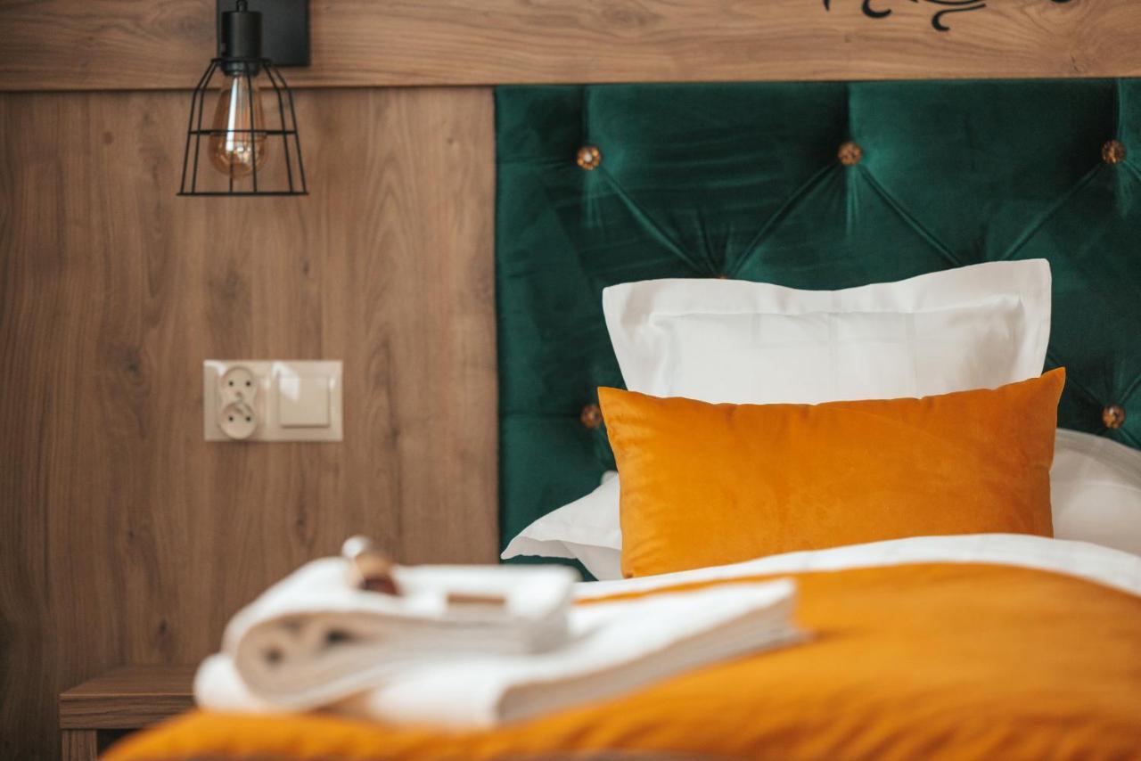 Apartamenty Grand Tatry - Sauna I Jacuzzi Wliczone W Cene Pobytu - 10 Minut Pieszo Od Term Bania بيالكا تاترزانسكا المظهر الخارجي الصورة