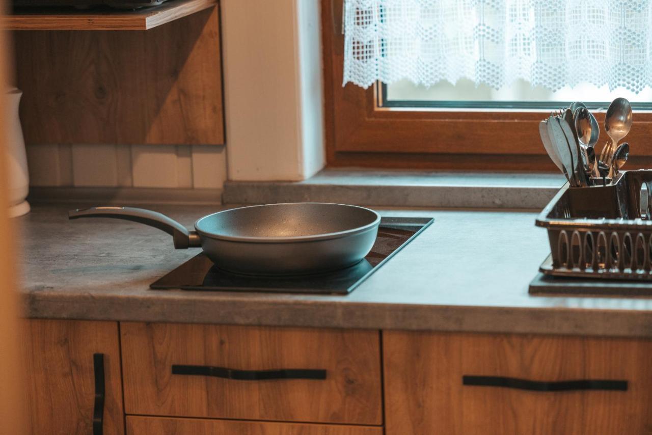 Apartamenty Grand Tatry - Sauna I Jacuzzi Wliczone W Cene Pobytu - 10 Minut Pieszo Od Term Bania بيالكا تاترزانسكا المظهر الخارجي الصورة